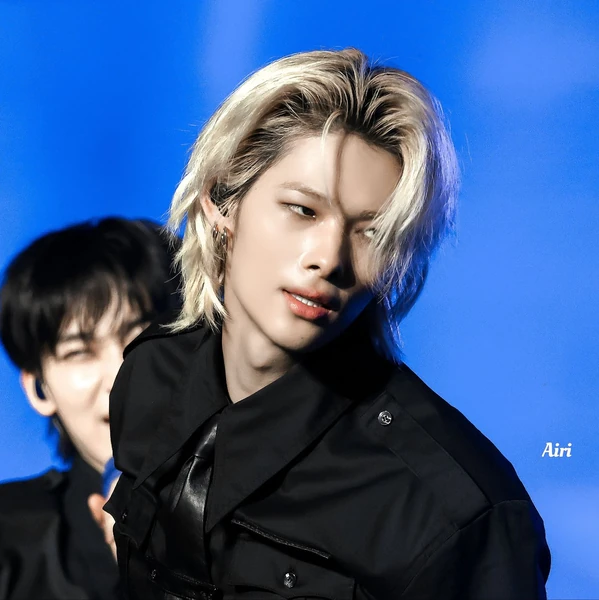 Signature photo of NI-KI (ENHYPEN) capturing their charm