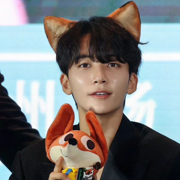 Foto Populer Penuh Cinta untuk SEVENTEEN