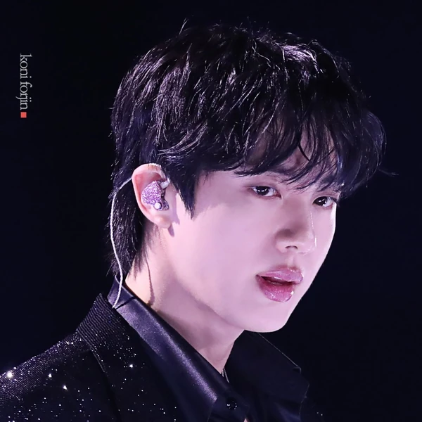 今日最も愛されたジン (BTS)の姿