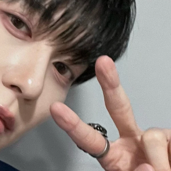 Today's Most Loved Keonhee (ONEUS)