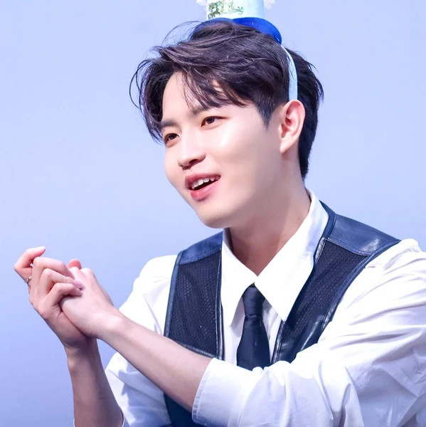 Today's Most Loved Kim Jaehwan