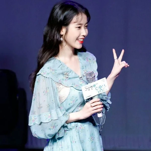 Today's Most Loved IU