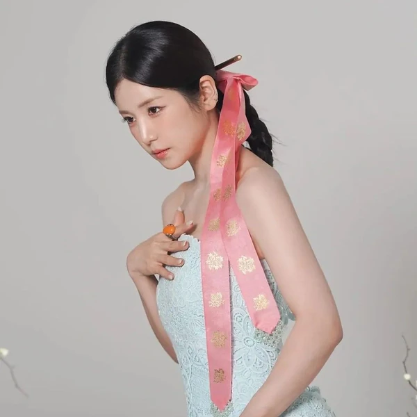 Top Photo Full of Park Chorong (Apink) Love