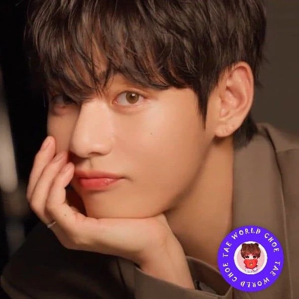 오늘 가장 사랑받은 뷔 (방탄소년단)의 모습