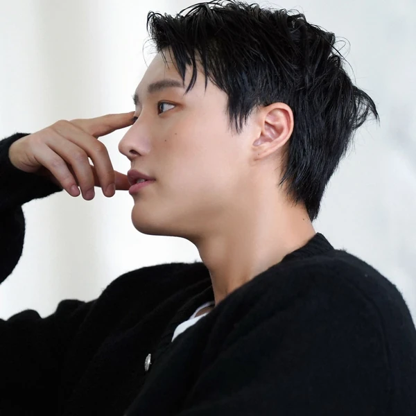 Today's Most Loved WOODZ