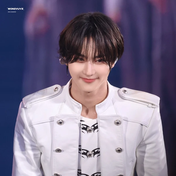 Penampilan ENHYPEN yang Paling Dicintai Hari Ini