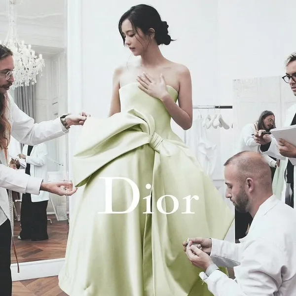 今天最受喜爱的智秀 (BLACKPINK)