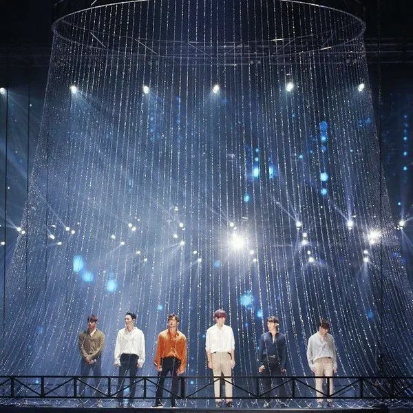 Top Photo Full of SHINHWA Love