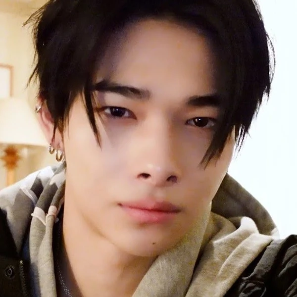 Momen Terbaik NI-KI (ENHYPEN) Pilihan Penggemar