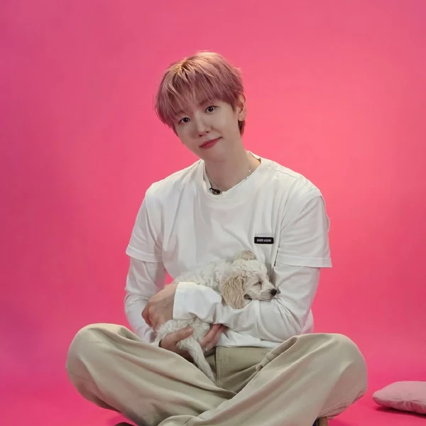 오늘 가장 사랑받은 백현 (EXO)의 모습