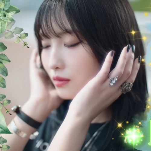 今天最受喜爱的Momo (TWICE)