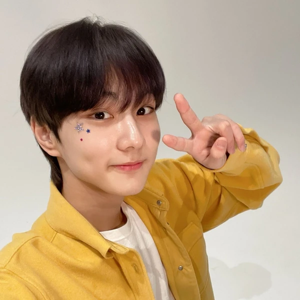 ENHYPEN 팬심 가득한 인기 사진