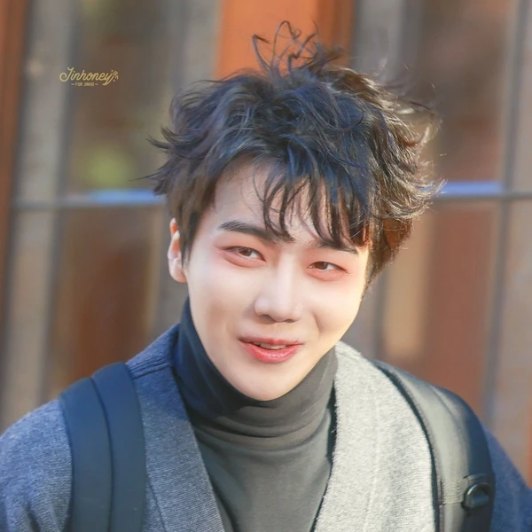 Today's Most Loved Jinho (PENTAGON)