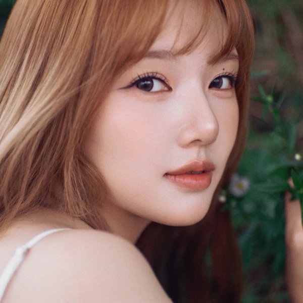 Foto Populer Penuh Cinta untuk Yerin (GFRIEND)