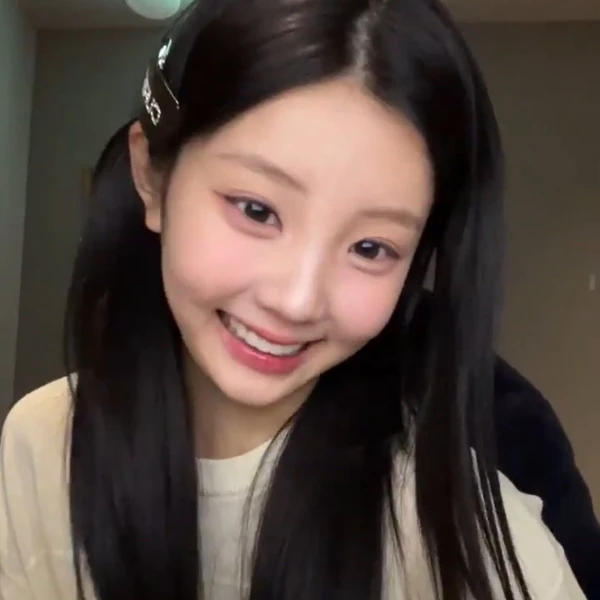 Top Photo Full of Wonhee (ILLIT) Love