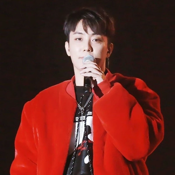 Today's Most Loved Eun Jiwon (SECHSKIES)