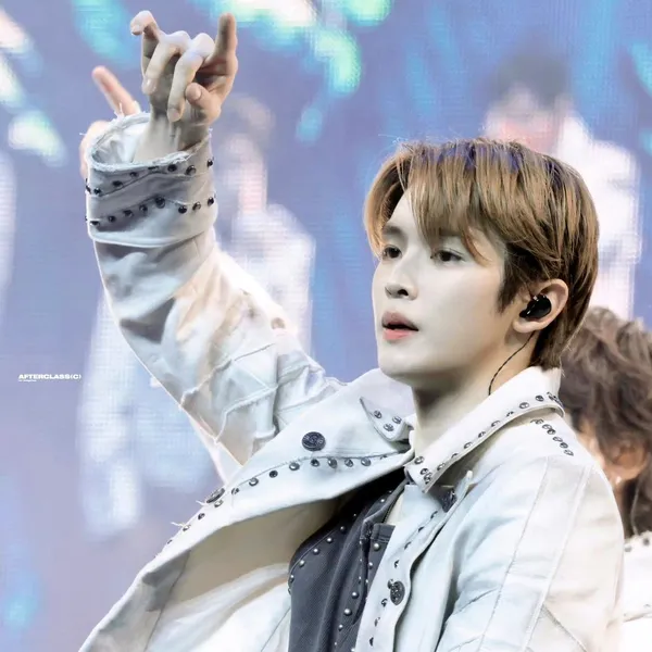 Today's Most Loved Sungchan (RIIZE)