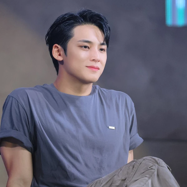 Today's Most Loved Mingyu (SEVENTEEN)