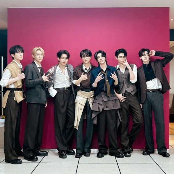 Momen Terbaik ENHYPEN Pilihan Penggemar