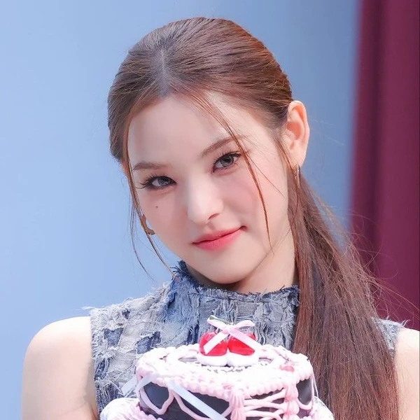 Fans' Pick: Best Moment of Mai (izna)