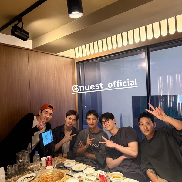 粉丝票选的NU'EST最佳瞬间