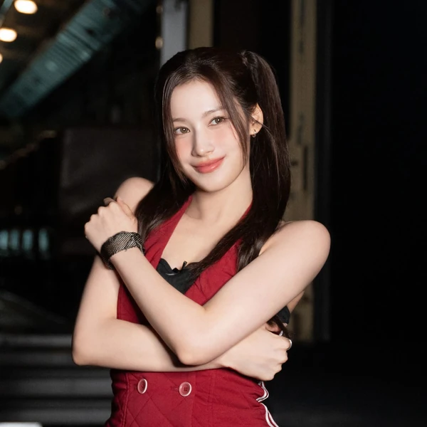 今日最受喜愛的Sana (TWICE)