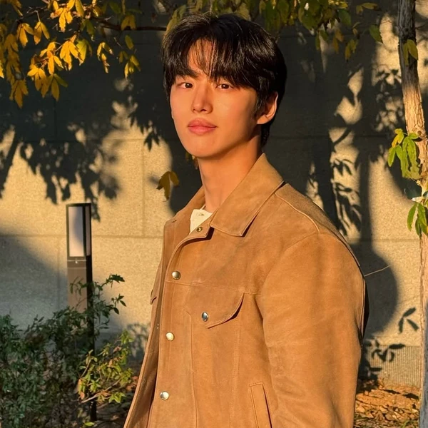 Momen Terbaik Hongseok (PENTAGON) Pilihan Penggemar