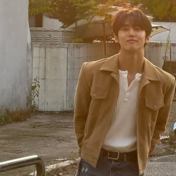 Momen Terbaik Hongseok (PENTAGON) Pilihan Penggemar