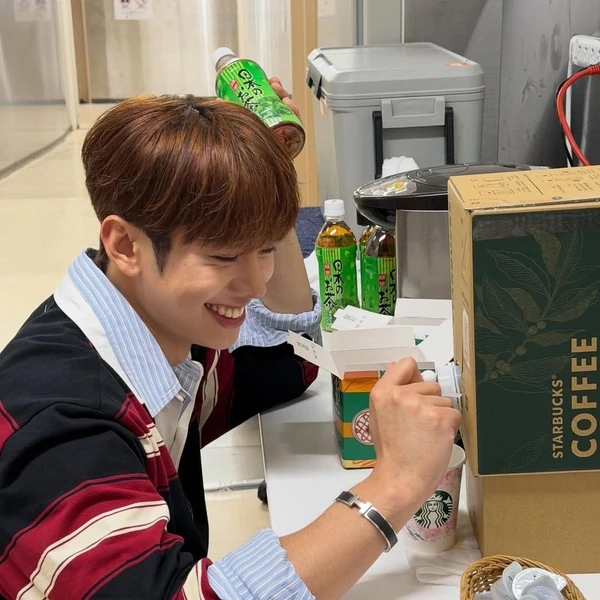 Top Photo Full of Kim Donghyun (AB6IX) Love