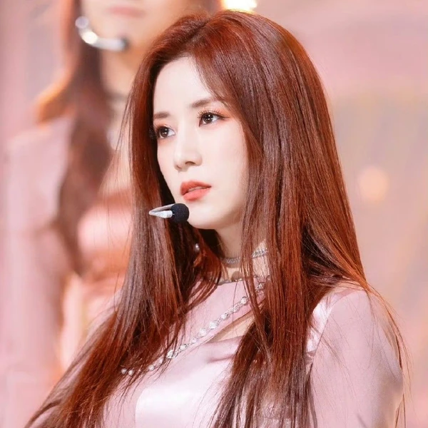 Top Photo Full of Park Chorong (Apink) Love