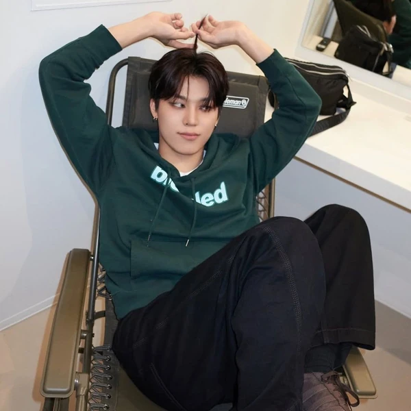 Top Photo Full of TREASURE Love