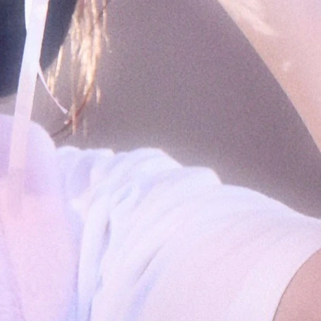 充满粉丝爱意的Rei (IVE)人气照片