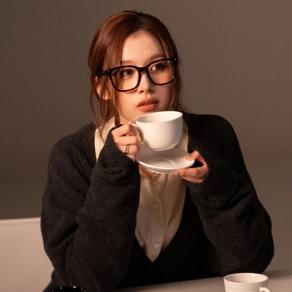 今天最受喜爱的Sana (TWICE)