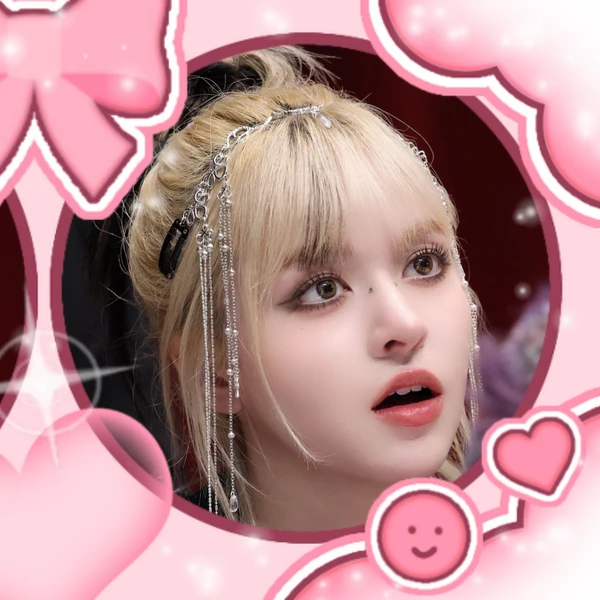 Top Photo Full of LILY (NMIXX) Love