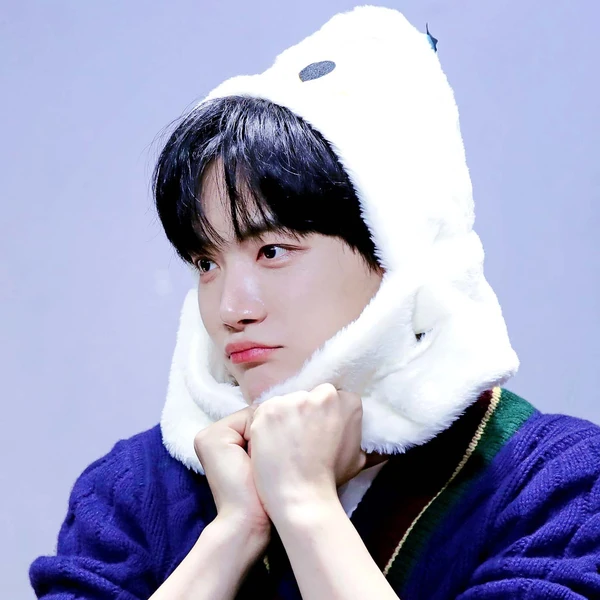 Today's Most Loved Kim Jonghyeon