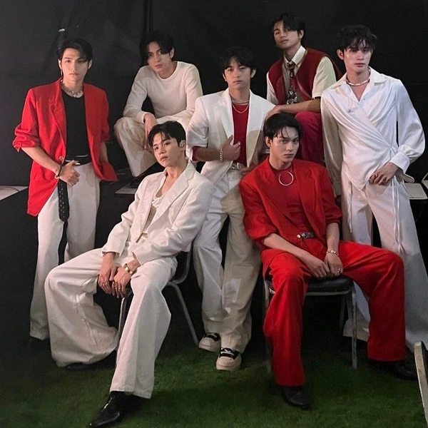 Today's Most Loved HORI7ON