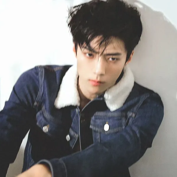 오늘 가장 사랑받은 세훈 (EXO)의 모습