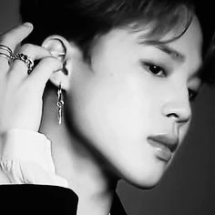 Penampilan Jimin (BTS) yang Paling Dicintai Hari Ini