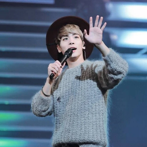 Today's Most Loved Jonghyun (SHINee)