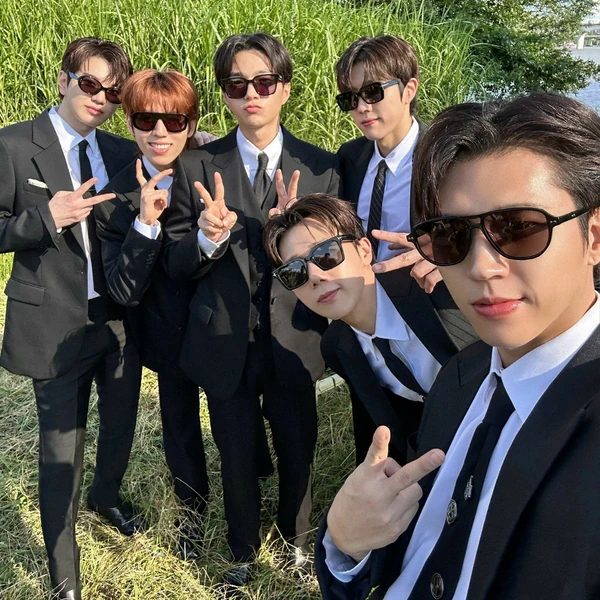 Top Photo Full of INFINITE Love