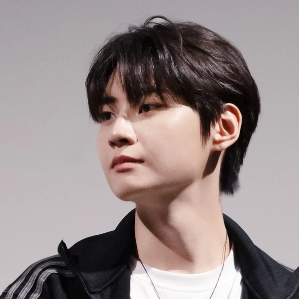 Today's Most Loved Lee Jinhyuk