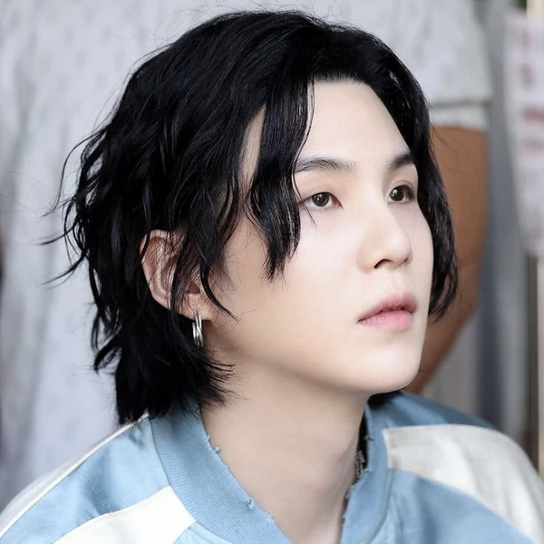 슈가 (방탄소년단) 팬심 가득한 인기 사진