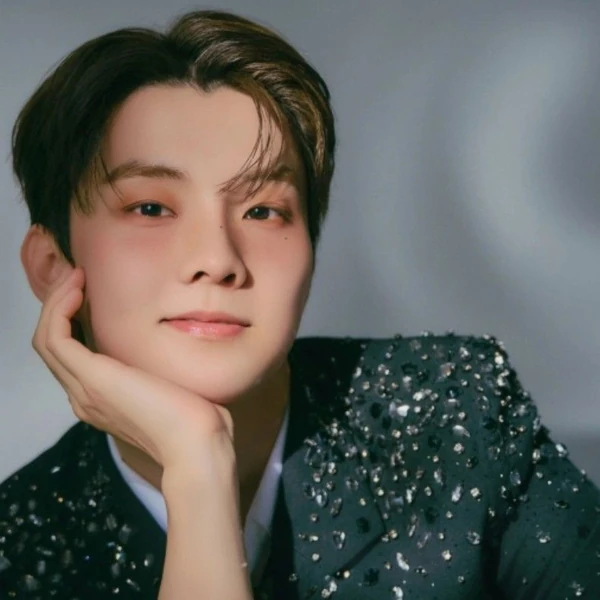 Today's Most Loved Q (THE BOYZ)