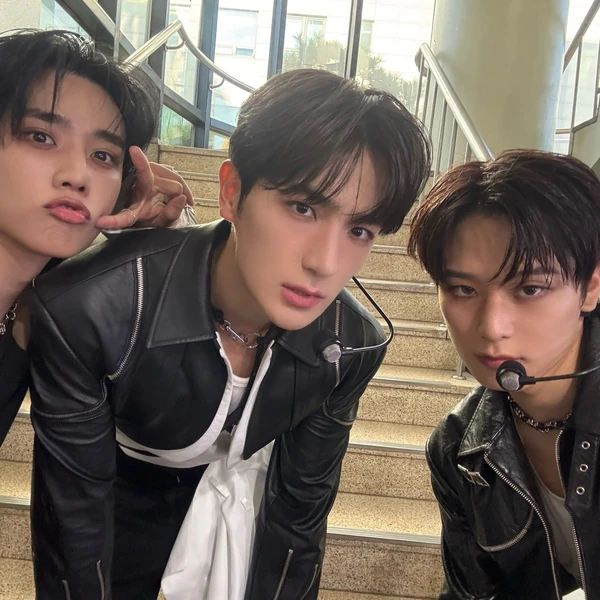 Today's Most Loved THE BOYZ