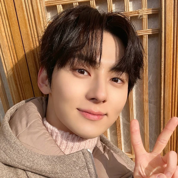 Fans' Pick: Best Moment of Hwang Minhyun