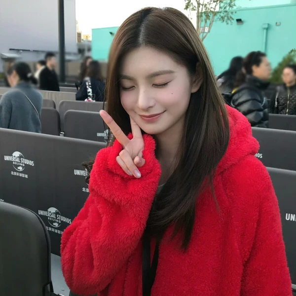 Momen Terbaik Yiren Pilihan Penggemar