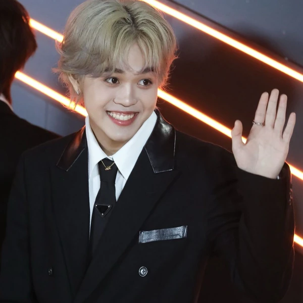 Top Photo Full of THI-O (NexT1DE) Love