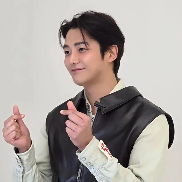 Top Photo Full of Rowoon Love