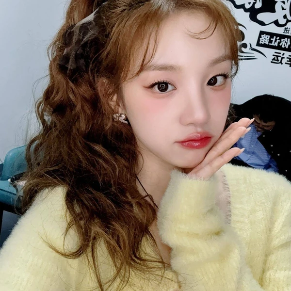 Momen Terbaik Yuqi (i-dle) Pilihan Penggemar