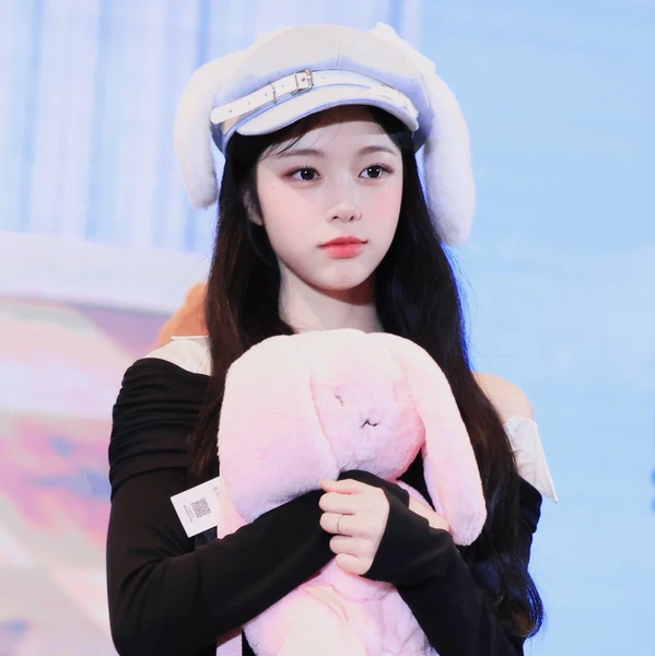 Today's Most Loved Ian (Hearts2Hearts)